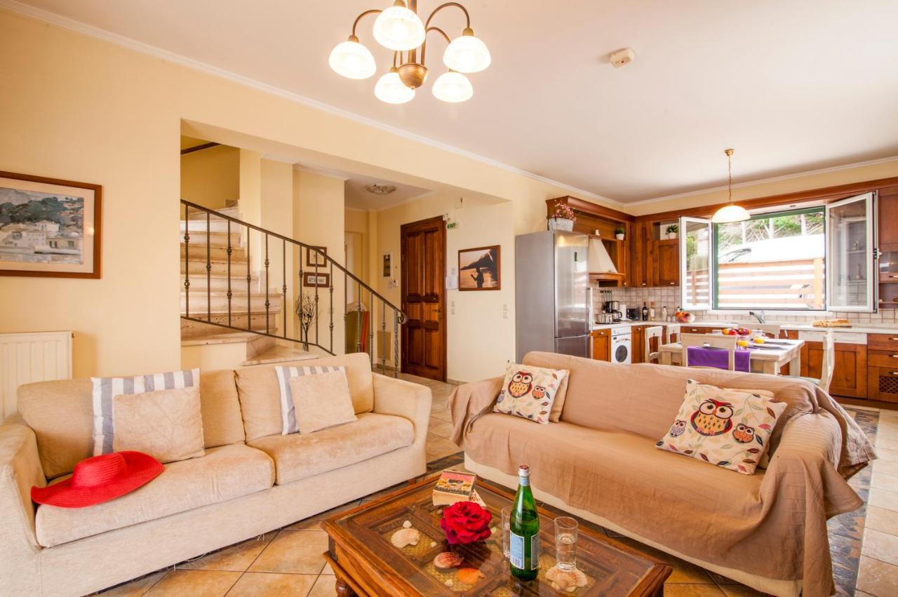 Beachfront Villa Victoras - With Private Beach Sidari  Ngoại thất bức ảnh