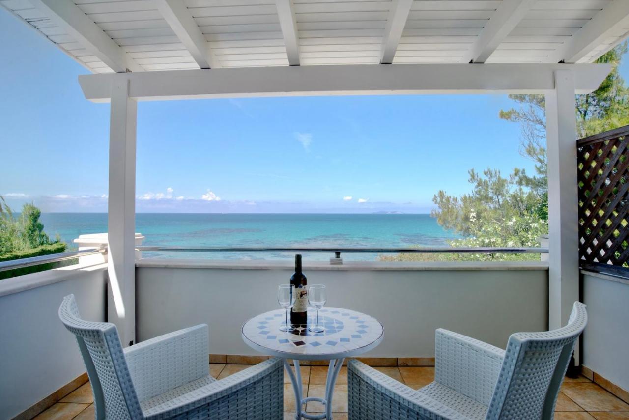 Beachfront Villa Victoras - With Private Beach Sidari  Ngoại thất bức ảnh